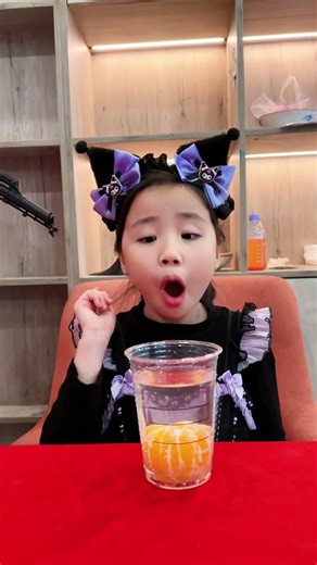 怎么样才能不让水溢出来取出橘子🍊