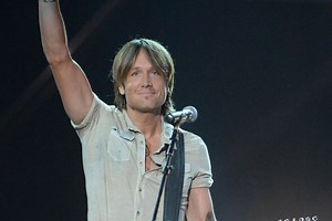 Keith Urban Lights Up the Stage With 'Little Bit of Everything' at CMT Music Awards