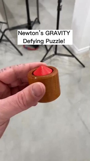 Newton’s GRAVITY Defying Puzzle! #puzzle #gravity #Newton #physics #viral #reels | Chris Ramsay