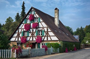 Was ist ein Fachwerkhaus? » Bauweise & Besonderheiten