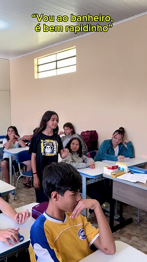 Meme Engraçado de Professor em 10 Minutos