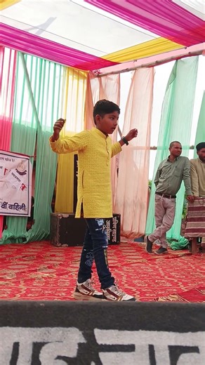 India wala dance... by Aryan