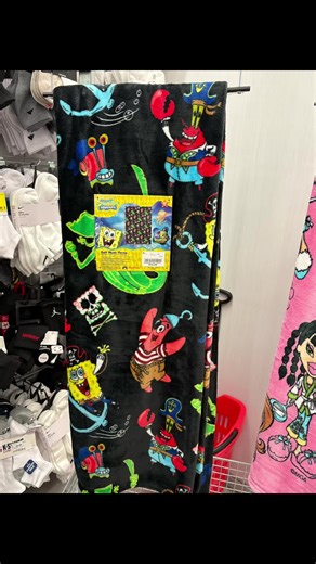 This SpongeBob is too cute !! love how vibrant the colors look on the black background ##SpongeBob##Nickelodeon##90kids#n#nostalgiaB#BurlingtonblanketsBurli@Burlington