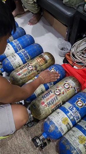 Ready to refill drager tanks.. soon on iverson 41's .. thank you hepe steven kerver.. #drager #tanks #scba #firefighter #iverson41s | Iverson Fire Rescue Volunteer Brigade Inc.