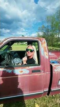 CRUISING THE OLD 5 SPEED CHEVY S10. LIKE THE PATINA?