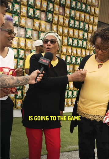 Best. Surprise. Ever. @Lay’s Canada is surprising football fans with an experience of a lifetime... #NoLaysNoGame