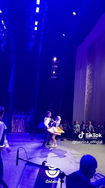 Discover the Energy of Širákový Dance Performance