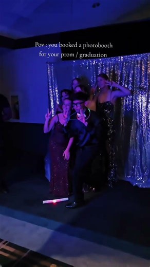 The Best Photo Booth for Prom, school dance, or graduation party, In Kentucky and Indiana