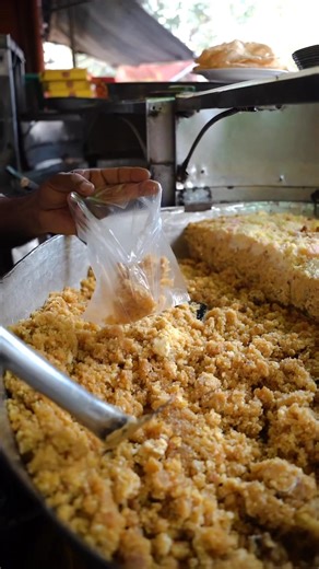 1.9M views · 10K reactions | In a city where every corner tells a tale and food speaks its own language, the Sorento becomes RHS’s travel partner as he explores the vibrant streets of Lahore, finding his flavor, one stop at a time. #Kia #MovementThatInspires | Kia Motors Pakistan | Facebook