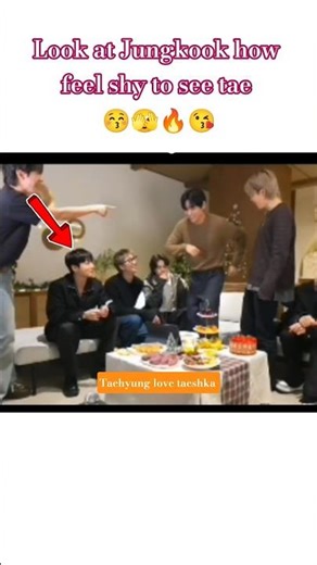 Jungkook little shy when tae start dance😘🔥🍓#bts #btsarmy #taekook