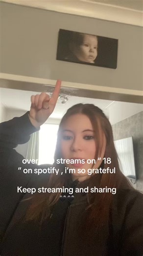 yes that is a baby picture of me on the wall🤣 Over 200 streams on 18🥲🖤 Make sure to keep streaming !! #18 #RhiannaObrien18 #newmusic #newsingle #uk #liverpool #singer #songwriter #somg #fyp #foryou #fyp #trending #originalmusic