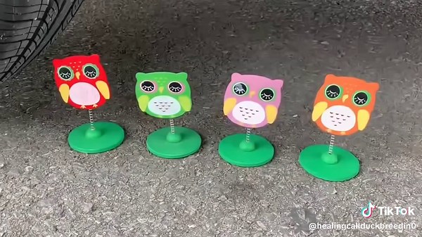 Satisfying Crunchy ASMR Sounds of Crushing Objects