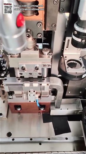 High Precision Fully Automatic IDC Piercing Terminal Crimping and Insertion Machine