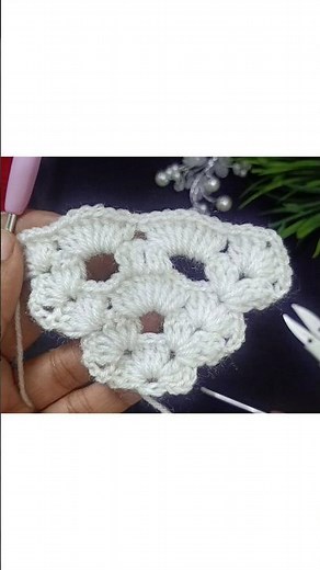 Super Easy Crochet Pattern for TRIANGLE SHAWL, SCARF, AND PONCHU