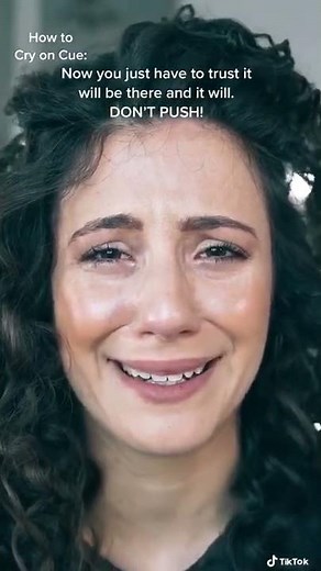 HOW TO CRY ON CUE | ACTING TIPS WITH ELIANA GHEN