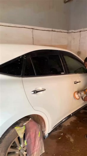 buffing moments #buffing #carpainting #accidentrestoration #everywhere #panelbeating