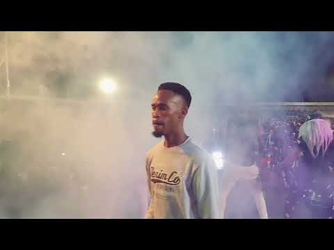 Slizer's performance at the ‪@MakhadziSA‬ One Woman show in #Botswana #HaMonateOmpitsa