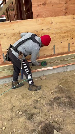 #fyp #constructionlife #professionals #fypage #quality #skills #deck