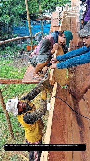 Bow Plank Trimming Process | Manual Shaping of a Wooden Boat’s Front Edge.