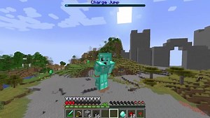 Minecraft but XP = Your Size Playing Minecraft while XP = Your Size brings a whole new challenge to the game! #Minecraft #But #xp | Craftee