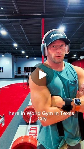 Adam Busby on Instagram: "Today is my last day as a 40 year old. I get a ton of dm’s as to what i do for my workouts. Here is a little bit of my methodology. Today was a back day. Full workout is screenshot at the end of this video. #40andfabulous #itsabuzzworld #outdaughtered #dadbod #backworkout"