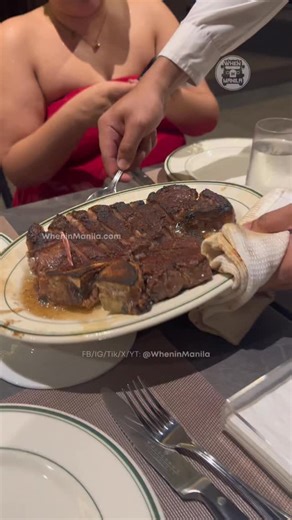 There’s nothing quite like the sound of a sizzling Porterhouse hitting the table to make the season feel special. If you haven't booked your holiday table yet, this is your sign! 🥂 @wolfgangssteakhouseph | When In Manila