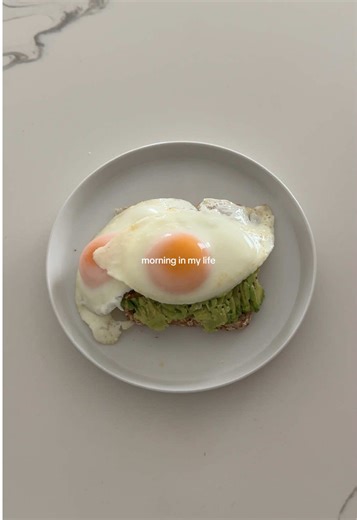 Morning Routine: Getting Back into Daily Habits