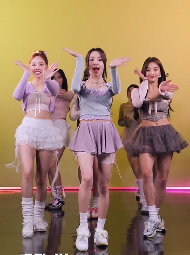 TWICE Relay Dance Performance Highlights