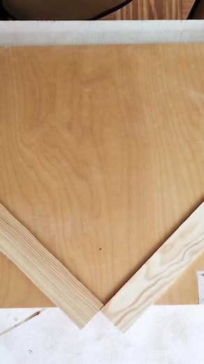 DIY Kitchen Wood Project: Tools in Action with Babette the Builder