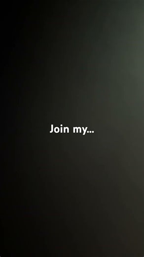 Join my crimnailty bacon army. FREE #fypシ #roblox 👇👇👇❤️