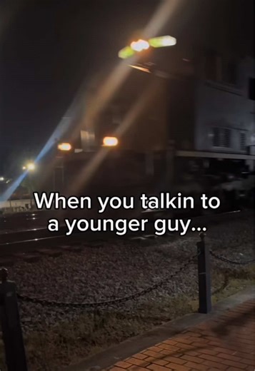 At this point I just really wanna see👀 @jentheferalanimevixen_ @CSX #trains #dieselpower #diesel #csx #memes
