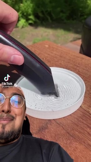 Nettoyer son Rasoir Électrique: Comment et Astuces