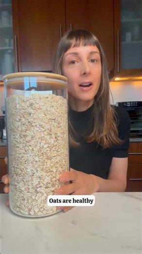 4 TIPS FOR HEALTHIEST OATS by a registered dietitian. Plus, high-protein tiramisu oats recipe.