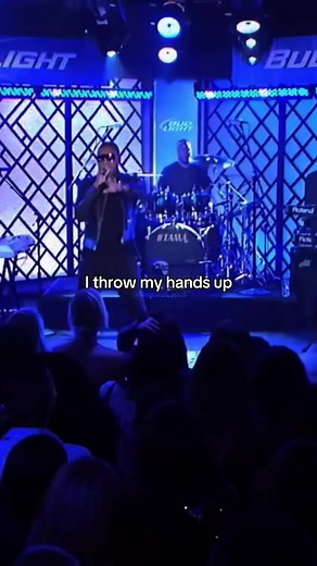 Taio Cruz - Dynamite Lyrics and Interpretation