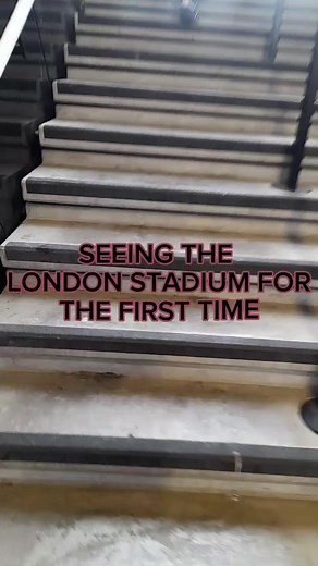 Seeing the home of West Ham United (London Stadium) for the first time. #groundhopping #WestHamUnited #WestHam #WHUFC #football #London #stadium | The Oldham Groundhopper