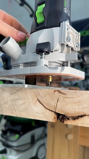 1.2M views · 4.2K reactions | Mastering the art of bow ties with the MFK 700 edge router 落️. Follow along as Dusty intricately cuts these essential joinery pieces, then switch gears to the ETS EC sander for the perfect flush finish. It’s all about precision and patience, ensuring each bow tie sits just right. Find out more about the MFK 700 here: https://bit.ly/48Oib2V | Festool | Facebook