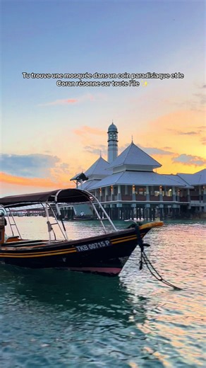 Comme un rêve éveillé ✨ #masjidmalaysia #perenthianislands #traveltiktok #fy #traveldiaries