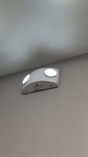 Testing a Chloride led emergency light with self diagnostics