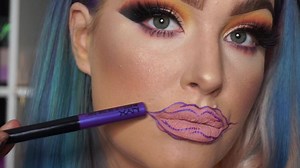 So there's #wavybrows #wavyliner What about #wavylips? This is just for fun I wouldn't wear this out nor am I a fan of any of the above "trends" | Belle_makeupartist