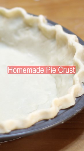 Learn how to make an easy homemade flaky pie crust from scratch. Perfect for all your holiday pie baking needs. | In The Kitchen With Matt