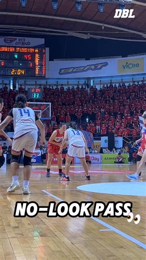 Moji DBL on Instagram: "Audrey #8 finds Felicia #7 (SMA St Louis 1 Surabaya) with a NO-LOOK pass! 😳🤯 Tonton LIVE STREAMING Final Honda DBL with Kopi Good Day 2025 East Java antara SMA Gloria 1 Surabaya vs SMA St Louis 1 Surabaya di YouTube @gooddayid! 🙌🏻 #HondaDBLwithKopiGoodDay #LetsGetLoud #WayaheNribun"