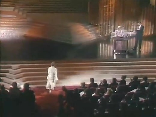 1.2K views | Diane Keaton Wins Best Actress Oscar: 1978 Oscars | Gentleman Style of Life | Facebook