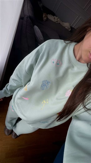 Instagram za trenerku @shopmynicky 🍒💘🌸⚡️😍🩵