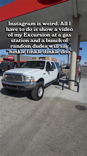 Ford Excursion, the king of SUVs! #classiccars #automobile #fuelefficiency #4x4 #y2k #SUV #4x4