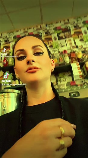 Mariana Popescu on TikTok