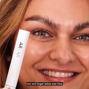 Welcome to the no-smudge zone. Amplify your lashes with a no-nonsense, all-lift peptide and panthenol-infused multitasking mascara 💫 AB LAB Available at Adore Beauty 🛒 | Adore Beauty