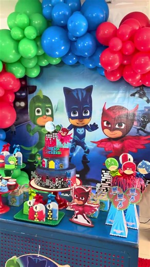 Decoração Pj Masks #arcodesconstruido #decoracaodefestainfantil #decoracaodebaloes #party