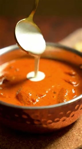 Perfect Butter Chicken in 4K Slow Motion