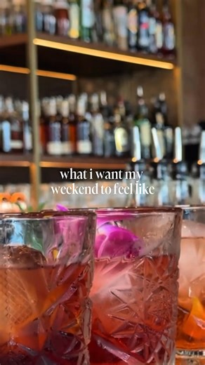 1.7K views | Fall weekends are better at Chop ✨ Make your weekend reservation and let us handle everything - from starters like Sicilian Hummus and Shrimp Cocktail, to mains like a Med Bowl with steak or chicken, or slow-roasted Prime Rib with seasonal vegetables, your choice of side, and a freshly baked Yorkshire pudding. Pair it all with a perfectly stirred Negroni to toast the season. What are you waiting for? Book now at chop.ca 數 | Chop Steakhouse & Bar | Facebook