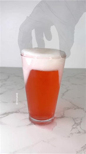 Delicious Vampire Drink Recipe with Monin Jordbærsirup